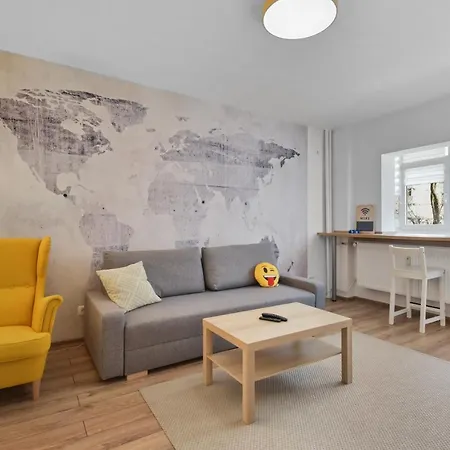 Apartment Turda Close To The Elias