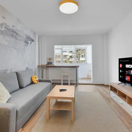 Apartment Turda Close To The Elias *
