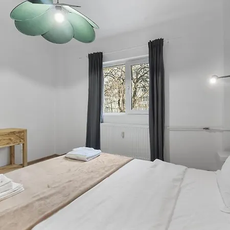 Apartment Turda Close To The Elias *