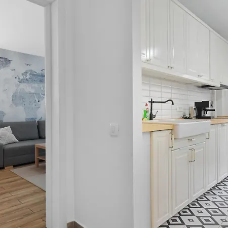 Apartment Turda Close To The Elias *